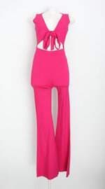 macacão feminino rosa com recortes
