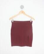 saia forever 21 feminina vermelha com cós com elástico e fenda