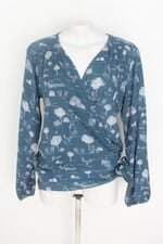 Blusa Verde com Amarração e Estampas