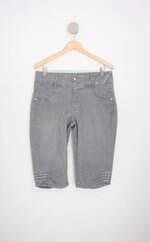 calça capri feminina cinza