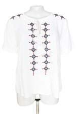 blusa m&f feminina branca com barra mullet e bordado