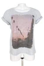 camiseta Zara feminina cinza