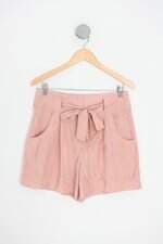 shorts a collection feminino rosa com faixa na cintura e pregas