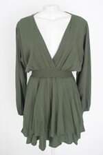 macaquinho closet rc feminino verde com faixa na cintura e forro
