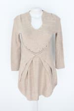 vestido feminino bege com aplique