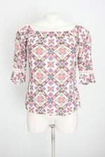 blusa costume feminina estampada com renda