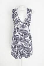 vestido cantao feminino bicolor com faixa na cintura e sobreposição