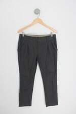 calça de tecido basic house feminina cinza com pregas