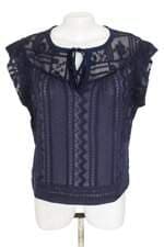 blusa Canal feminina azul com bordado e transparência