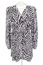 vestido feminino estampado com faixa na cintura