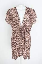 saída de praia C&A feminina estampada com faixa na cintura