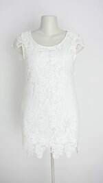 vestido feminino branco com forro