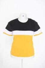 blusa feminina com recortes em cores