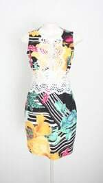 vestido lore feminino estampado com bordado