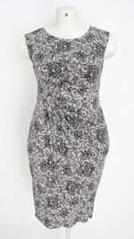 vestido feminino estampado com drapeado