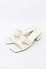 tamanco satinato feminino bege