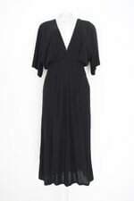 vestido egueiras feminino preto com fenda e pregas