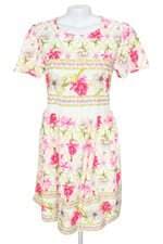 vestido feminino estampado  com faixa na cintura e forro