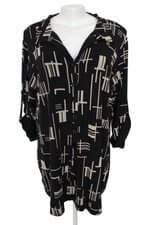 blusa feminina preta estampada
