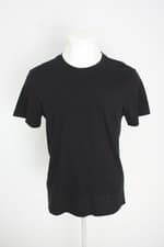camiseta divided masculina preta