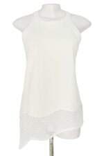 blusa Bo.Bô feminina off white com assimetria e recortes