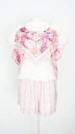 macaquinho feminino estampado com renda