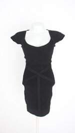 vestido urban behavior feminino preto com recortes