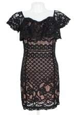 vestido curto cabocla preto com bojo e forro