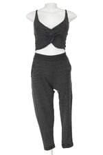 conjunto duas peças feminino preto com brilho e torção