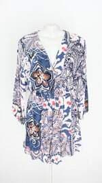 macaquinho zara feminino estampado com sobreposição