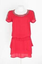 vestido costume feminino vermelho com aplique e sobreposição