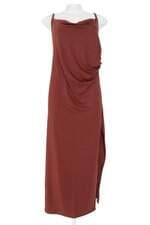 vestido feminino marrom com fenda