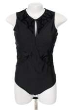 body keciê feminino preto com flocado e recortes