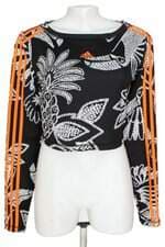 blusa cropped Adidas feminina preta estampada