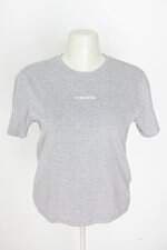 camiseta C&A feminina cinza com bordado