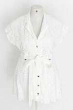 vestido zara feminino branco com faixa na cintura e forro