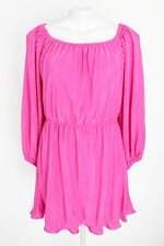 vestido feminino rosa com forro e plissado