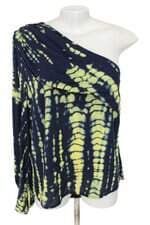 blusa Shoulder feminina estampada com sobreposição