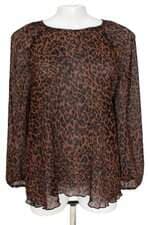 blusa Zara feminina em animal print com plissado