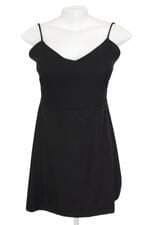 Vestido Curto Básico Preto com Elástico na Cintura e Alcinha Amaro 