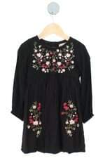 vestido Renner kids preto com bordado e forro