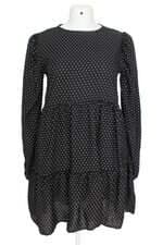vestido feminino preto com poás