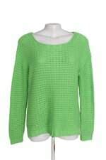 Suéter feminino verde com fenda