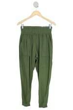 calça de tecido feminina verde com cós com elástico