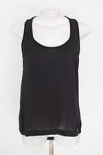 blusa Sacada feminina preta com recortes