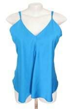 blusa feminino azul com fenda