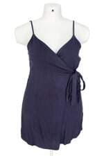 macaquinho Zinzane feminino azul com faixa na cintura e sobreposição