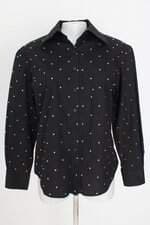 camisa Nati vozza feminina preta com aplique