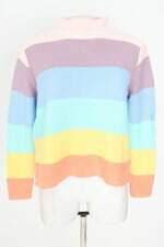 blusa feminina colorida com recortes