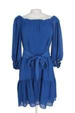 vestido Le Lis Blanc feminino azul com faixa na cintura e forro